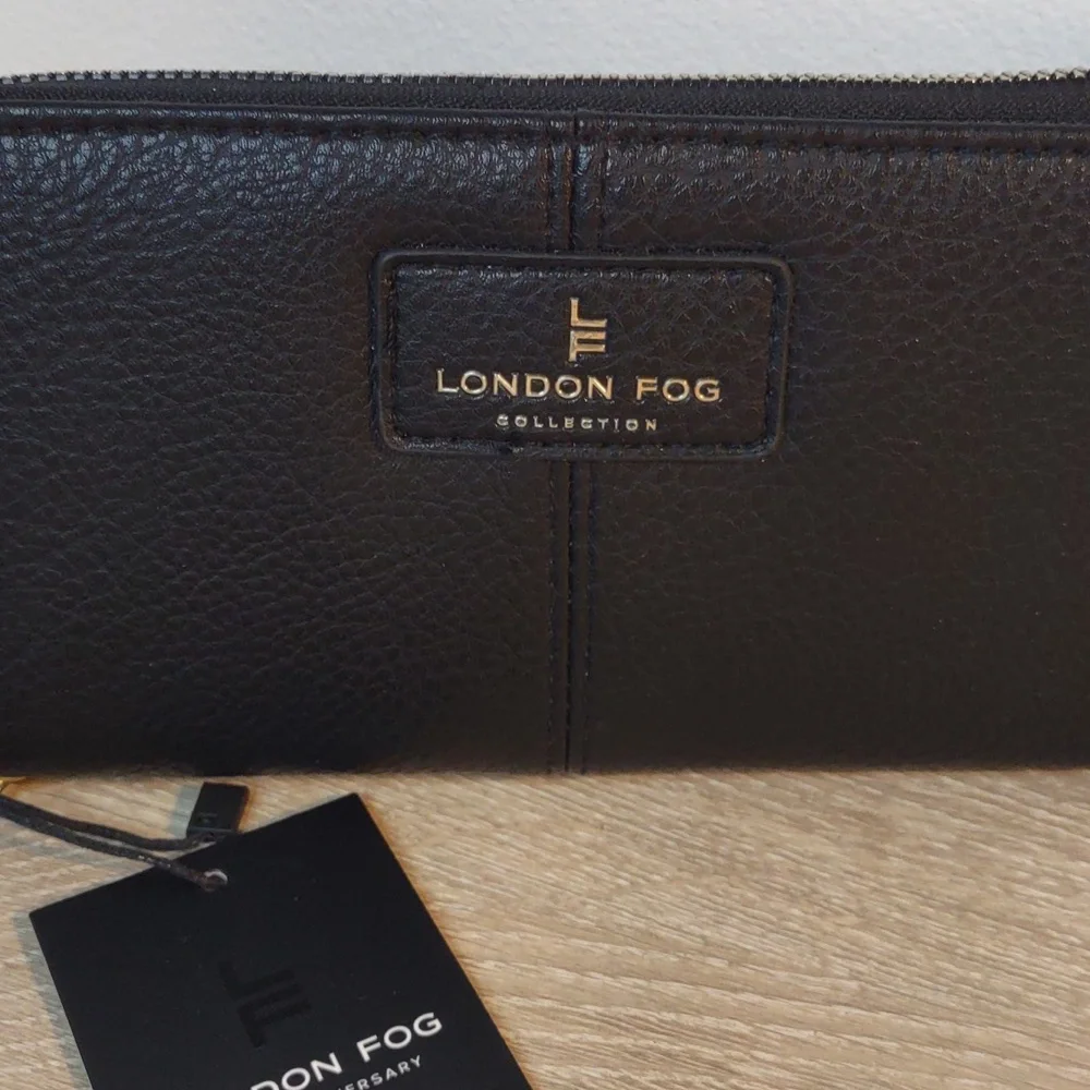 London Fog Adalia Black Pebble Zip Around Wallet NWT